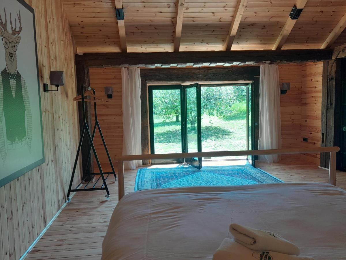 Nica Wood Villa Sremska Kamenica Eksteriør billede